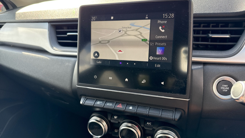 Renault Captur 1.3 TCE 130 Iconic 5dr Petrol Hatchback